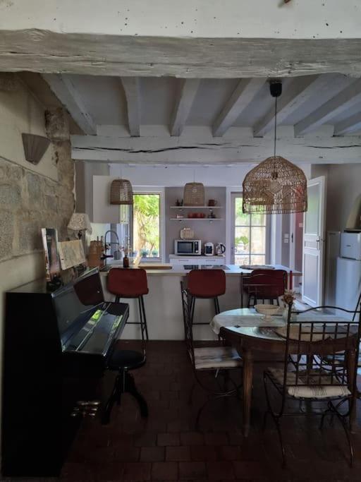 Charmante Maison Ancienne Avec Cour Alençon Екстериор снимка